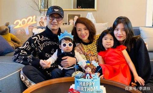 吃瓜爆料结婚视频,明星甜蜜婚礼幕后花絮大曝光