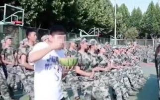 今日吃瓜热门军训事件,校园内幕引发热议，吃瓜群众围观真相