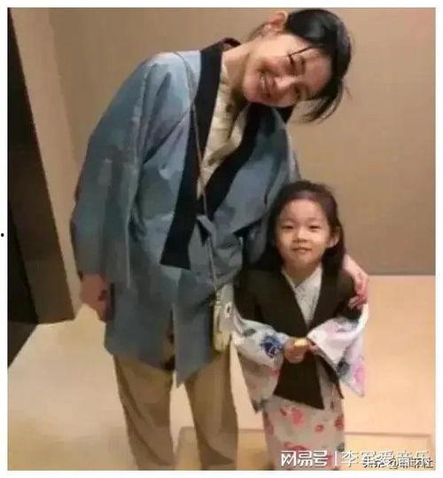 吃瓜爆料高叶,娱乐圈的瓜田新秀，揭秘她的成长之路