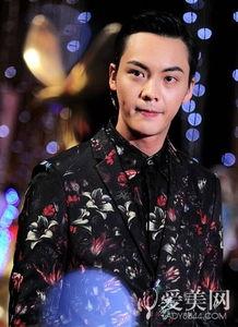 明星网红剧,揭秘明星网红剧背后的魅力与争议