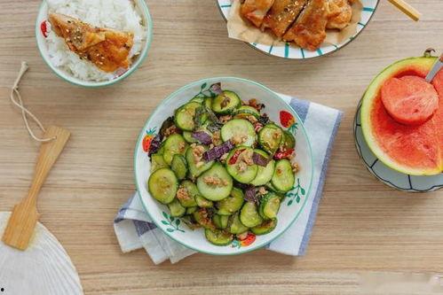 做网络热门吃瓜视频,揭秘幕后真相，带你领略网络热点背后的故事