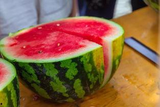 贵阳学校吃瓜爆料,揭秘校园生活那些事儿