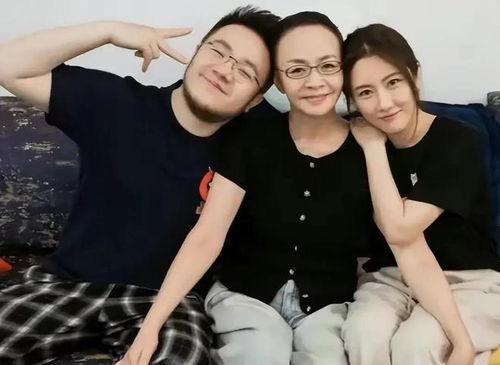 娱乐大爆料吃瓜,娱乐大爆料背后的惊人真相