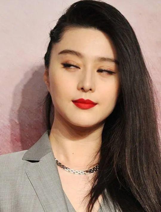 明星网红素材,揭秘明星网红背后的故事与影响力