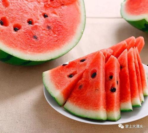 句容近期热门吃瓜事件,最新热门吃瓜事件揭秘！